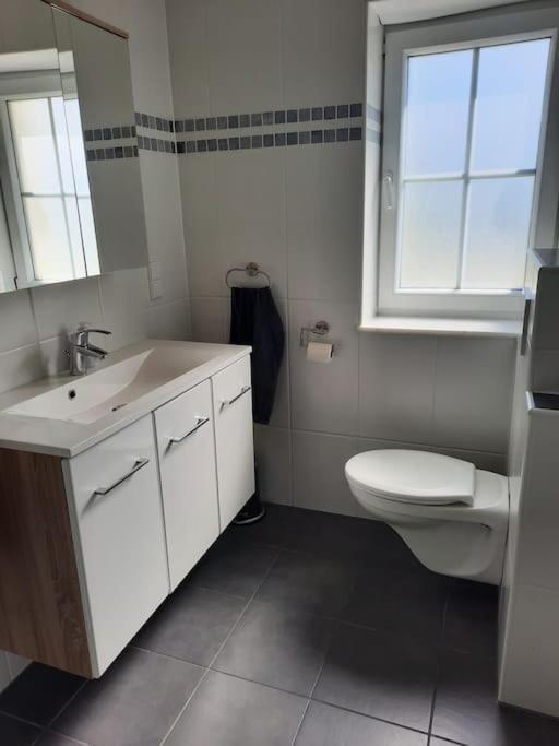 Stilvolle 2-Zimmer-Wohnung, 75Qm In Lohr Exteriör bild